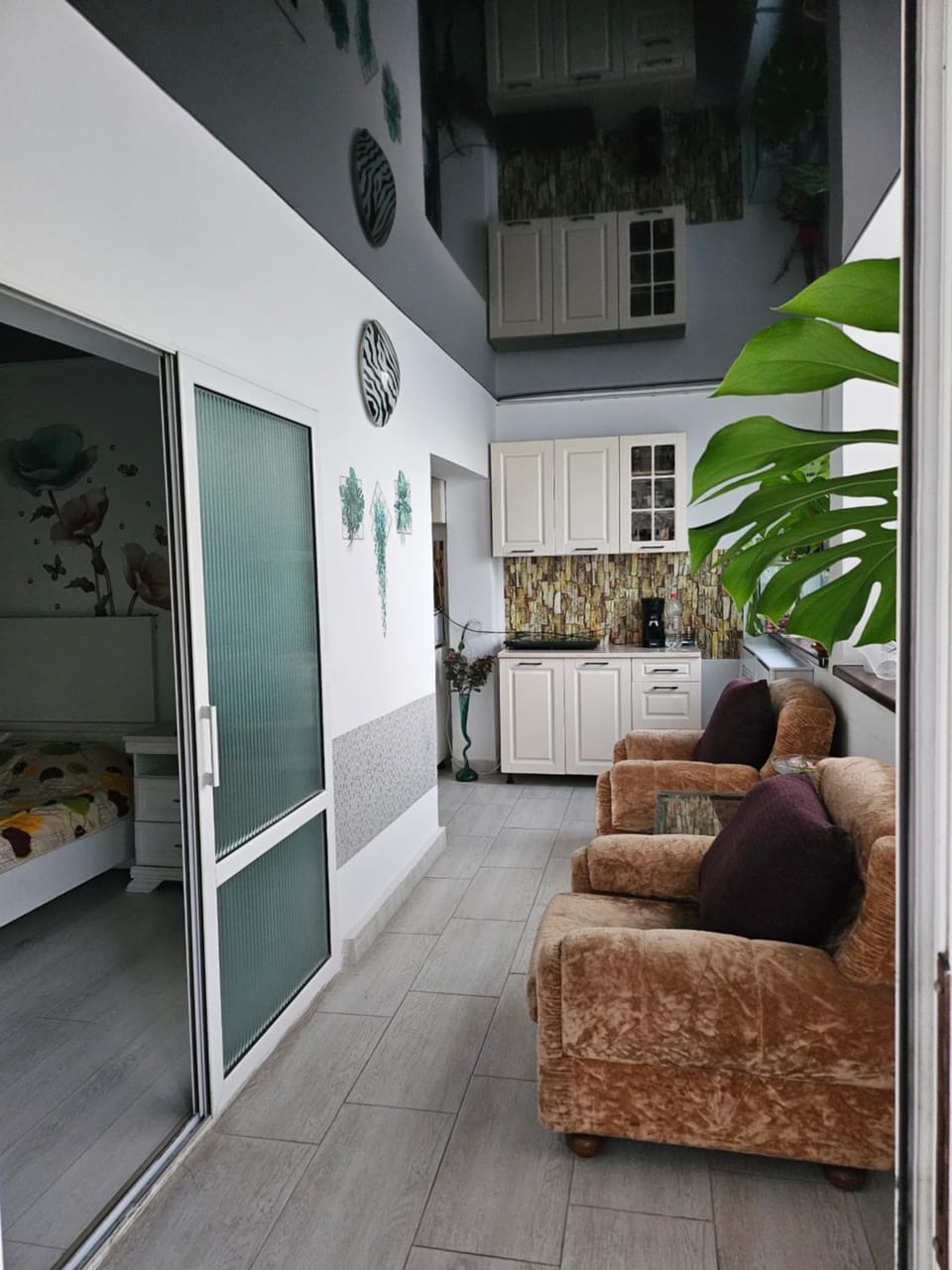 Roman Residence Apartment in Moldova