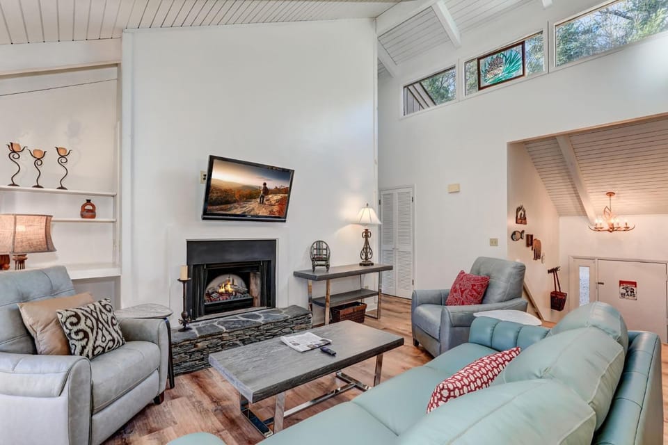 Misty Ridge - Cozy condo in Big Canoe House in Georgia