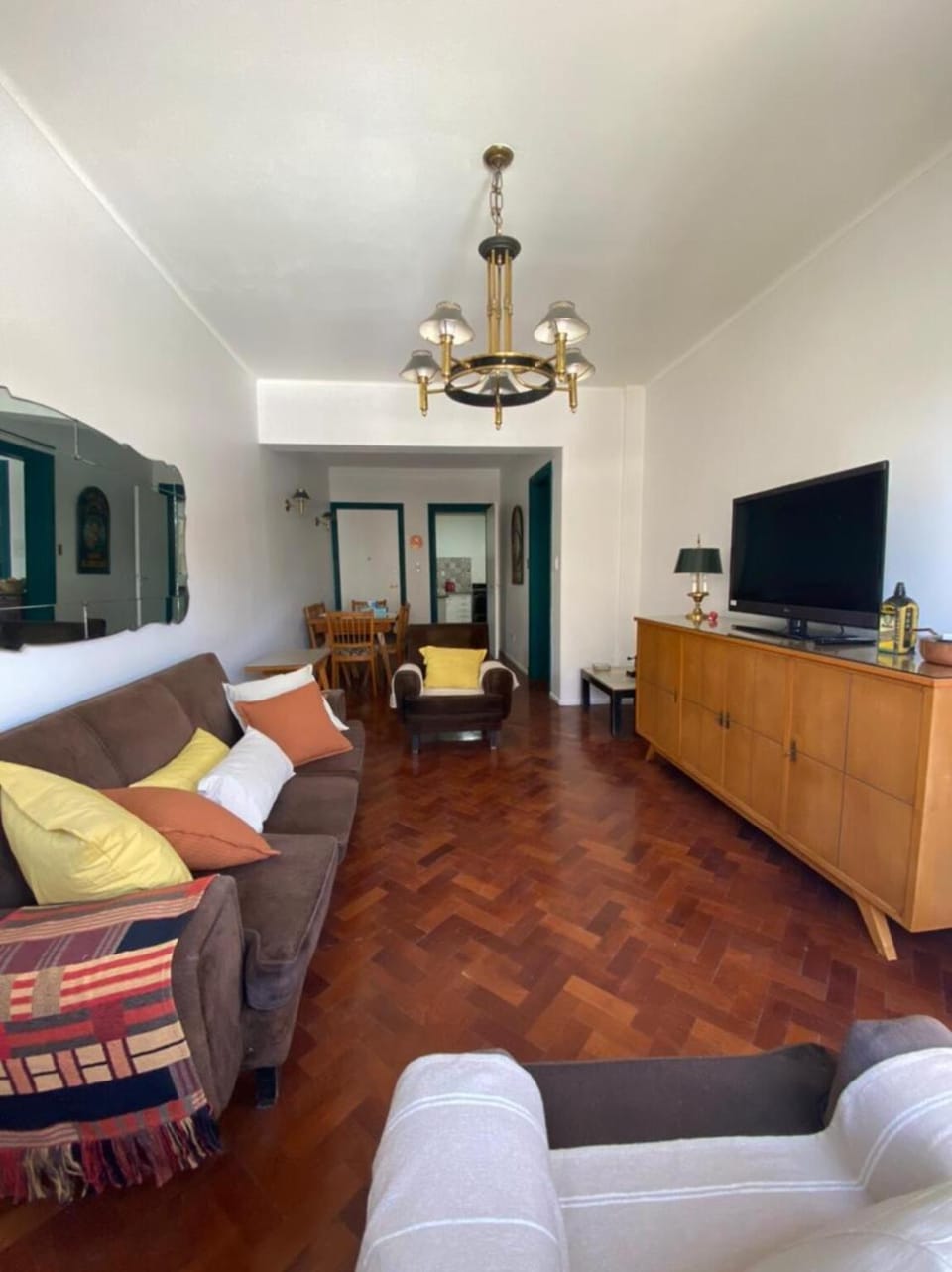 Communal lounge/ TV room