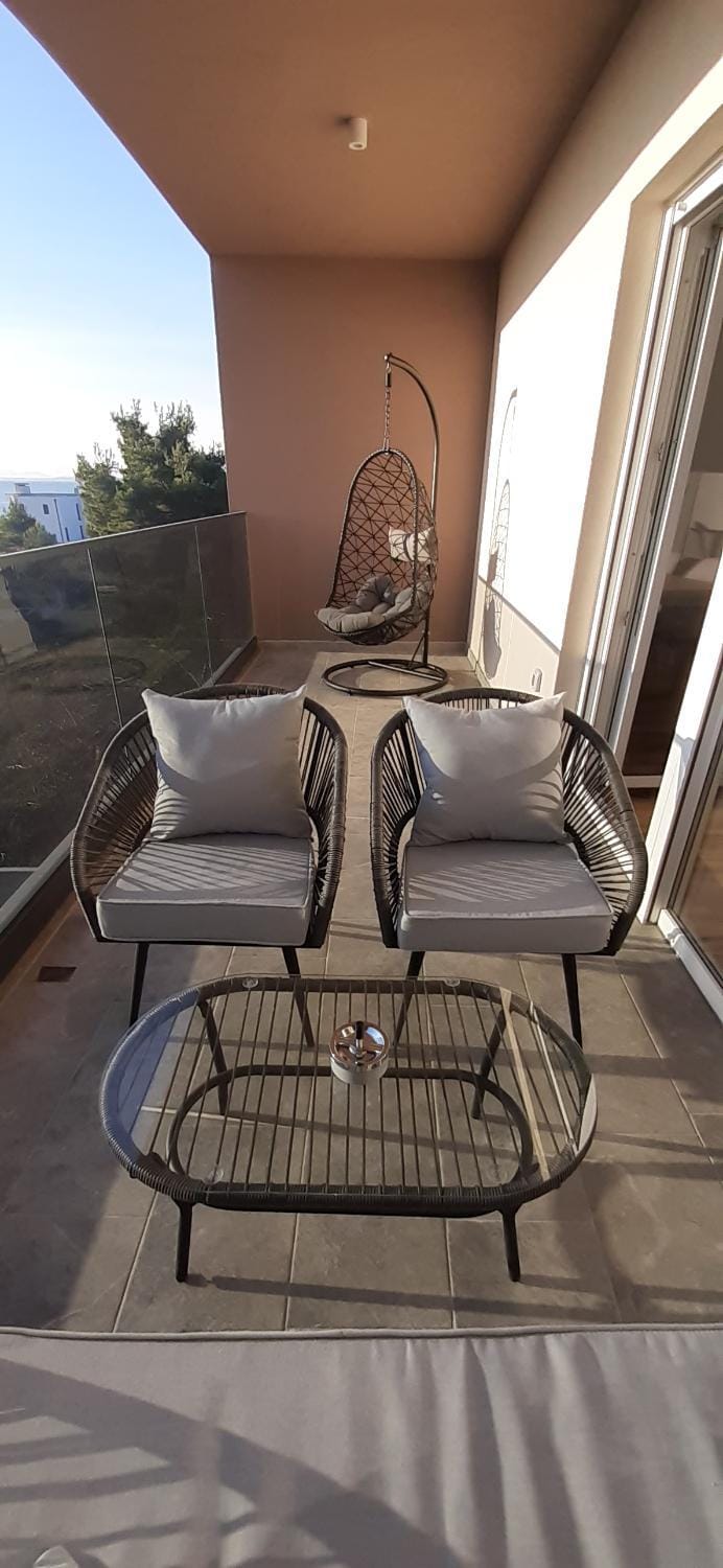 Day, View (from property/room), Balcony/Terrace, Seating area, Sea view