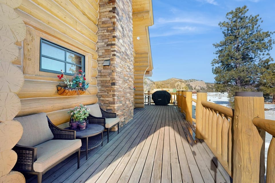 Poppy House in Colorado