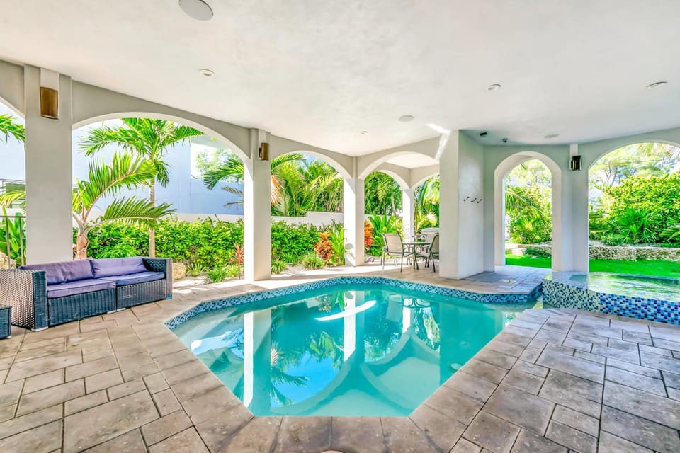 AM I Dreaming House in Anna Maria Island