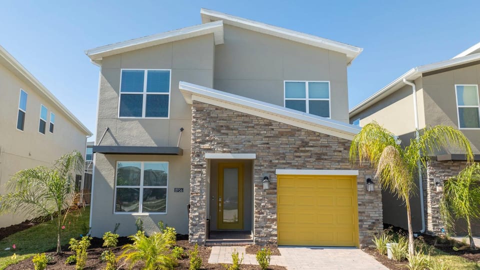 Stunning 5Bd w Pool Close to Disney at Champions Gate 8956 House in Four Corners
