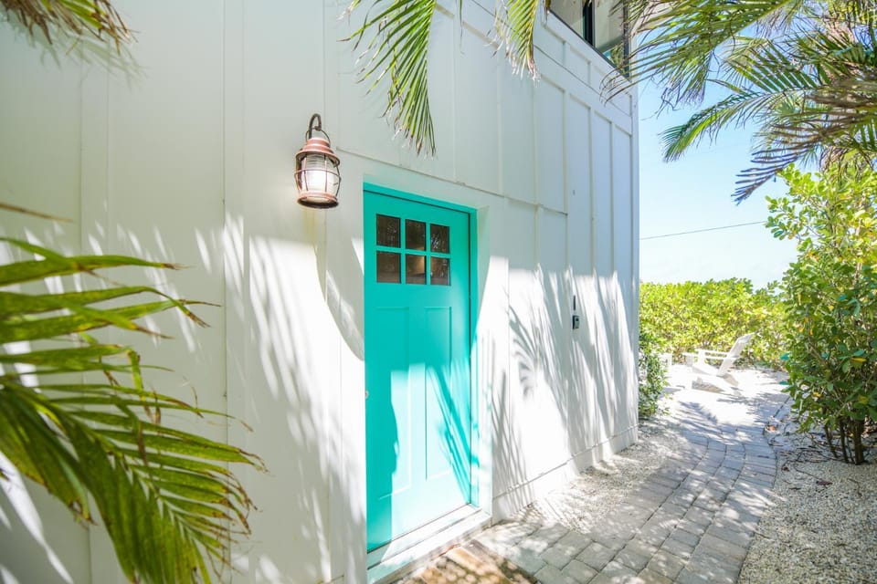 Bay Breezes at Bayside Bungalow Villa in Anna Maria Island