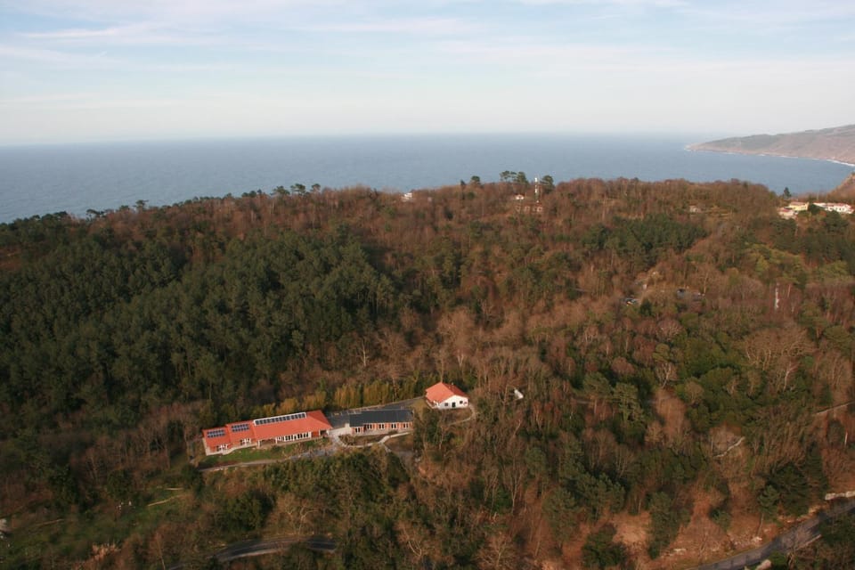 Bird's eye view, Area and facilities