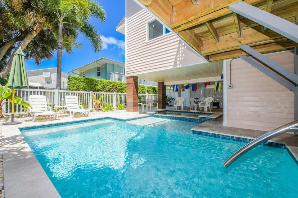 The Deckhouse House in Anna Maria Island