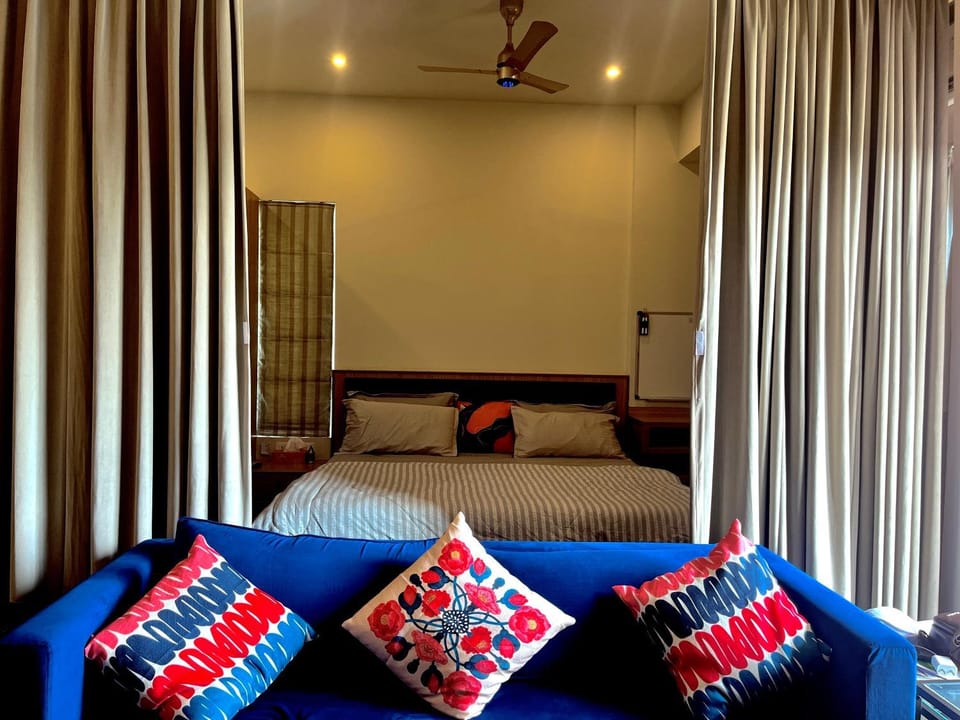 Bed, Bedroom, bunk bed, wardrobe