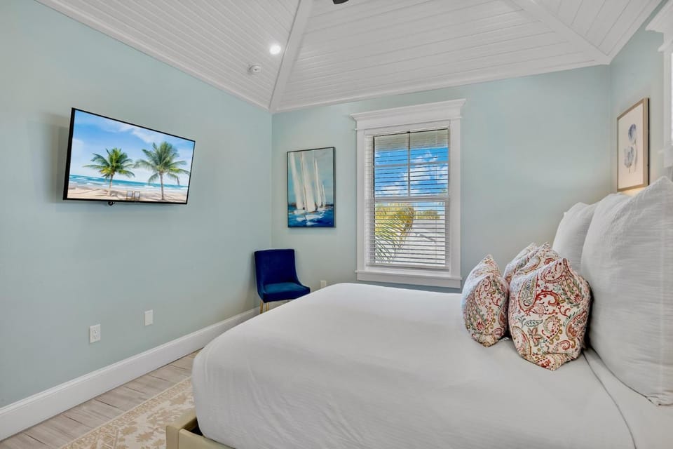 Feelin Beachy House in Holmes Beach