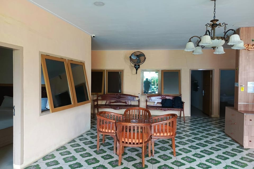 Living room, Lobby or reception