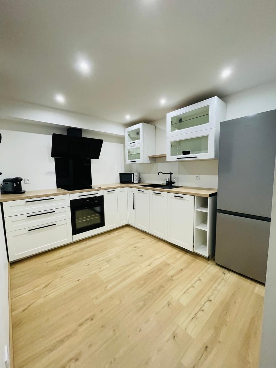 dishwasher, minibar, pet friendly, stove, toaster