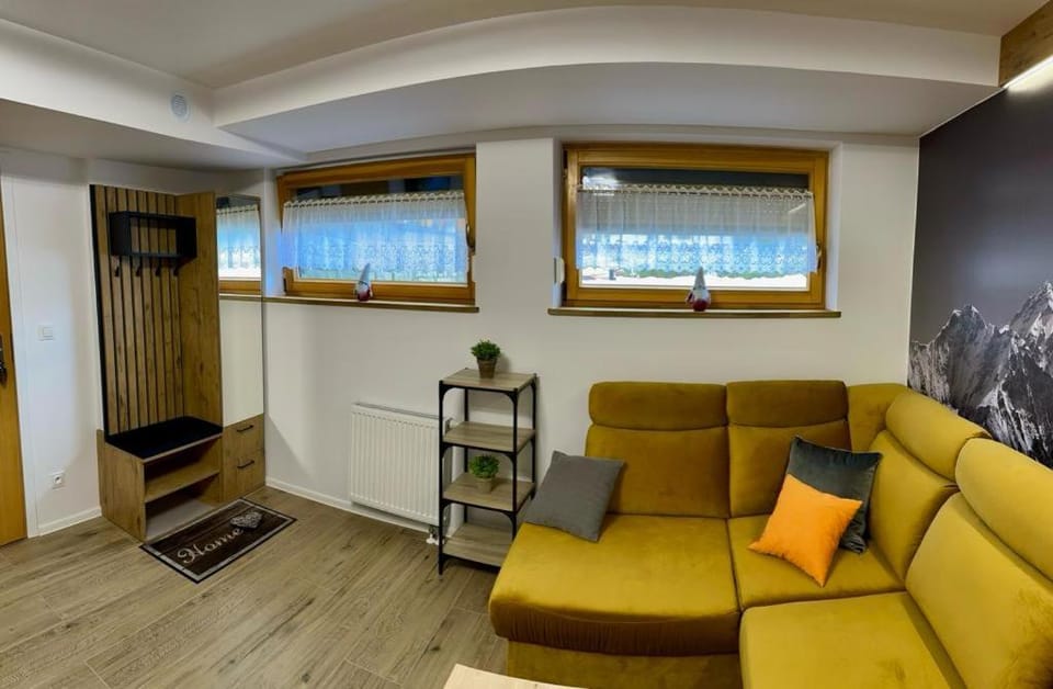 Apartament Szafran ApartamentyZakopianskie Basen Sauna Jacuzzi Apartment in Zakopane