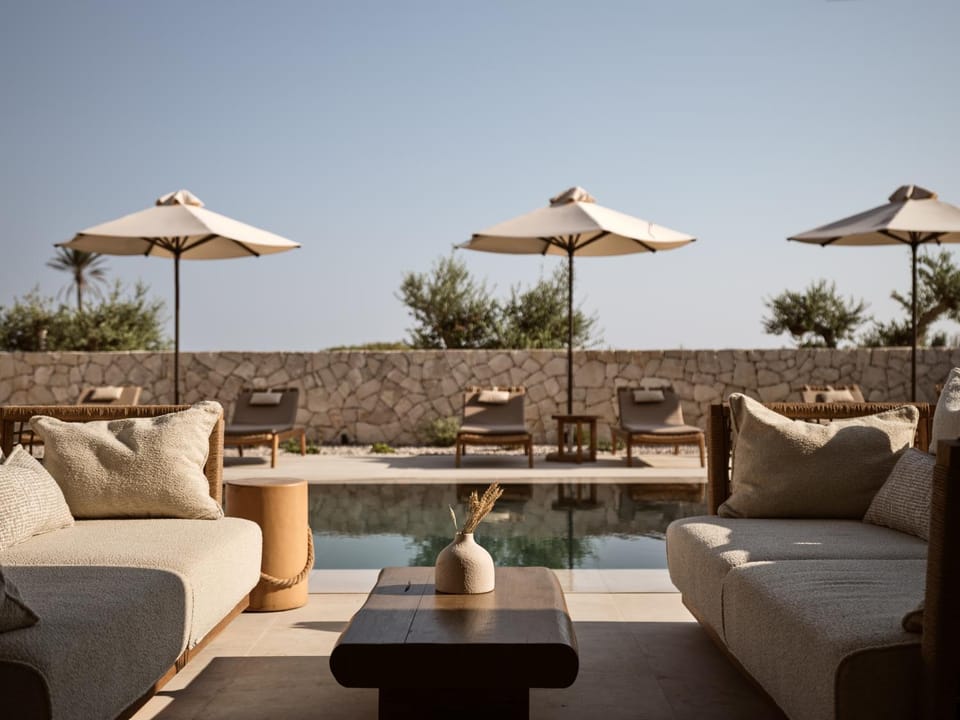 Seating area, Pool view, Swimming pool