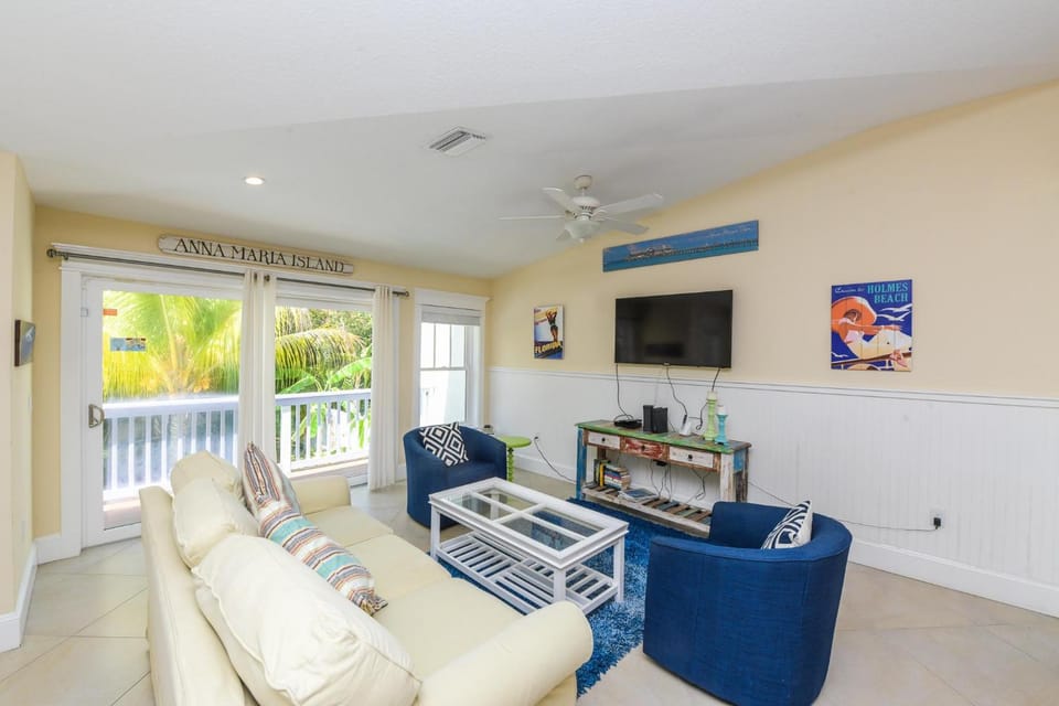 Gulf Breeze House in Holmes Beach