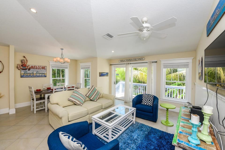 Gulf Breeze House in Holmes Beach