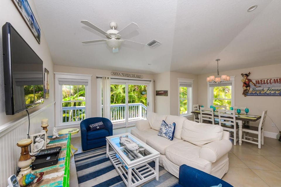 Sea Breeze House in Holmes Beach