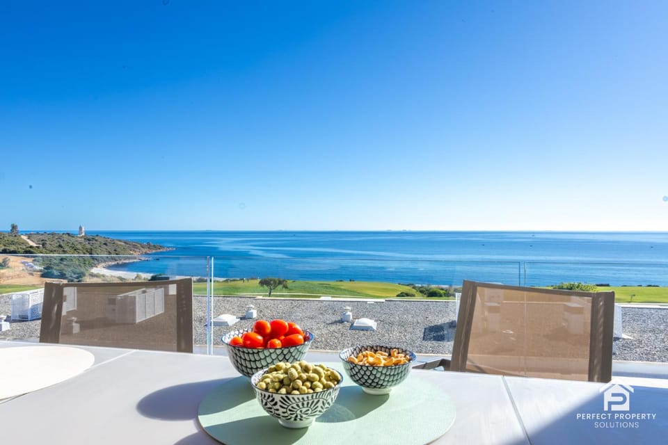 Day, View (from property/room), Dining area, Beach, Sea view