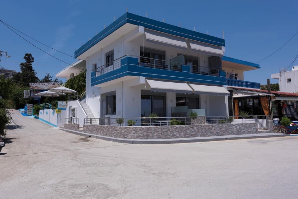 Property building, Day