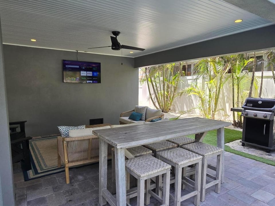 Seaside Escape House in Bradenton Beach