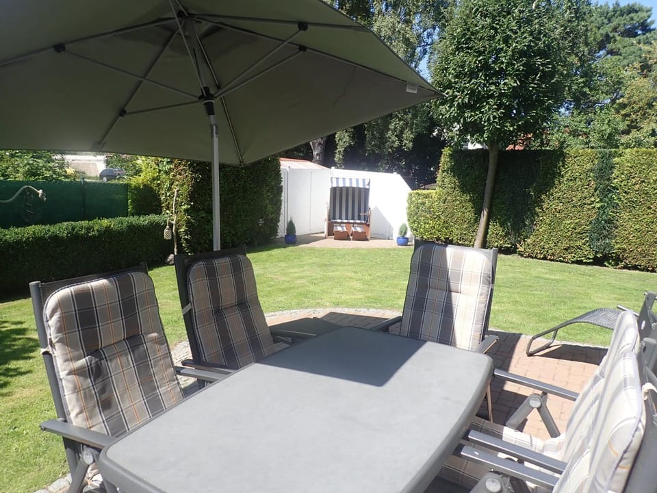 Ferienhaus Likedeeler Weg 13 "Wallbox" vorhanden House in Zingst