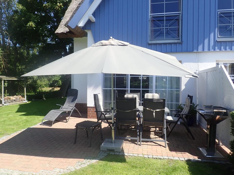 Ferienhaus Likedeeler Weg 13 "Wallbox" vorhanden House in Zingst