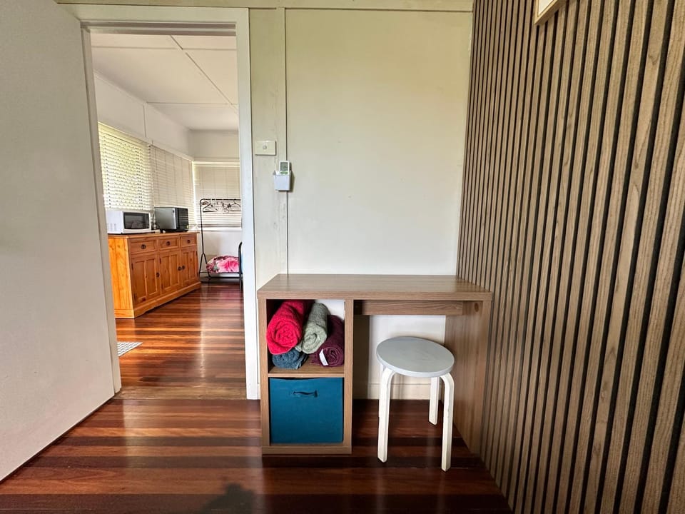 Zen Escape Guest House "Location 3" - Three listings - Hidden Gem, Funky Corner, Boutique Granny Flat Bed and Breakfast in Brisbane