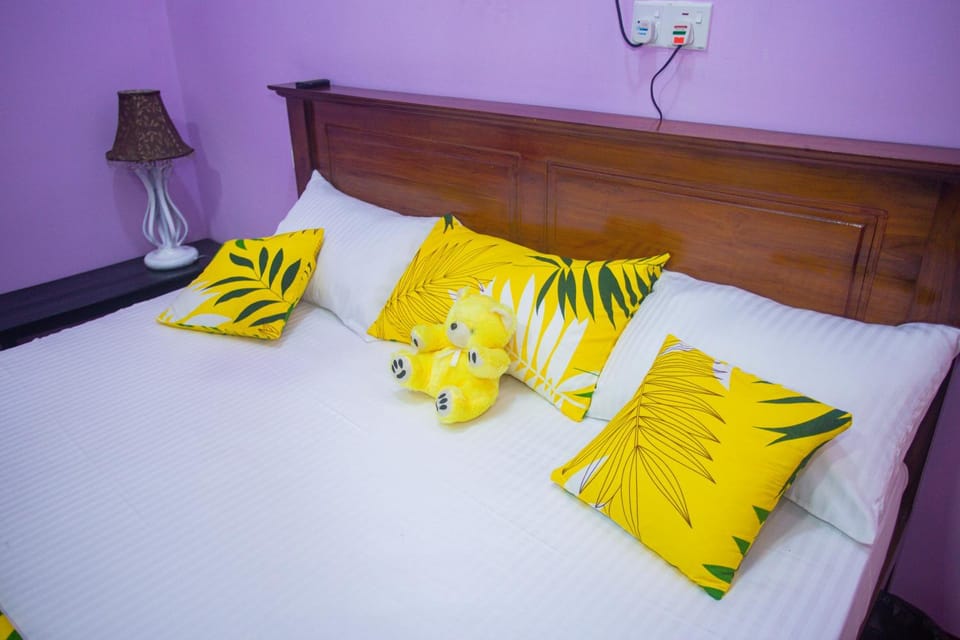 Bed, Bedroom, air conditioner