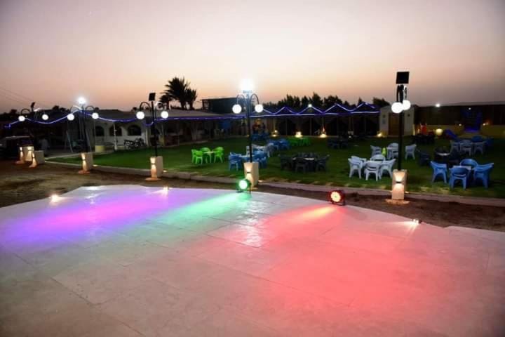 Night, Pool view