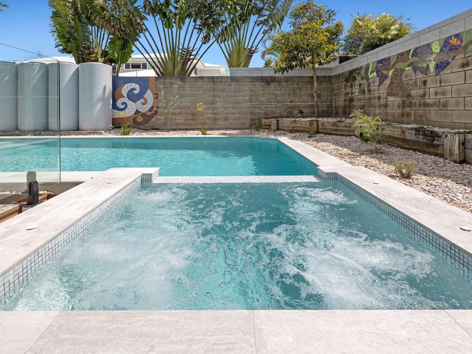 Day, Hot Tub, Pool view, Swimming pool, Swimming pool