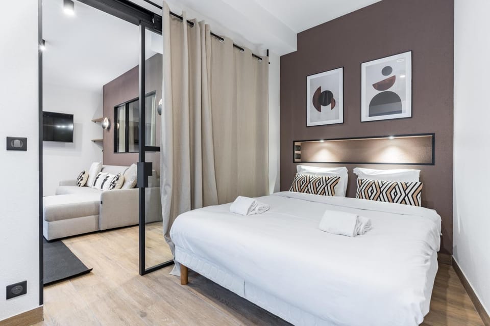 Appartement Design en Duplex 2BR à Oberkampf Apartment in Paris
