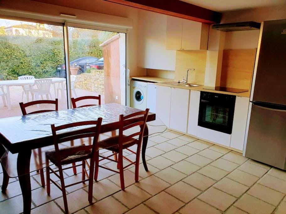 Appartement indépendant en rdc dans propriété Villa in La Cadière-d'Azur