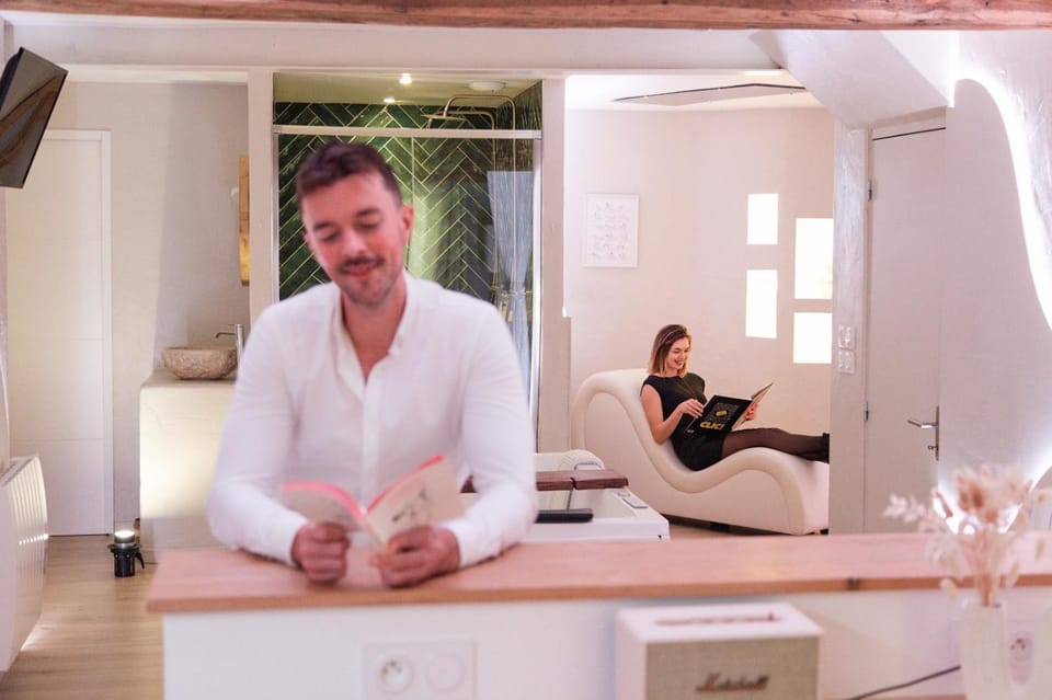 Les Jolies Nuits - À la folie, Loft & Spa Apartment in Pays de la Loire