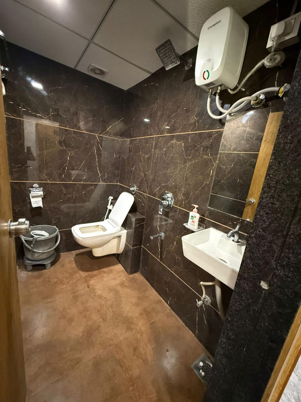 Hotel secure inn saroli Hotel in Gujarat