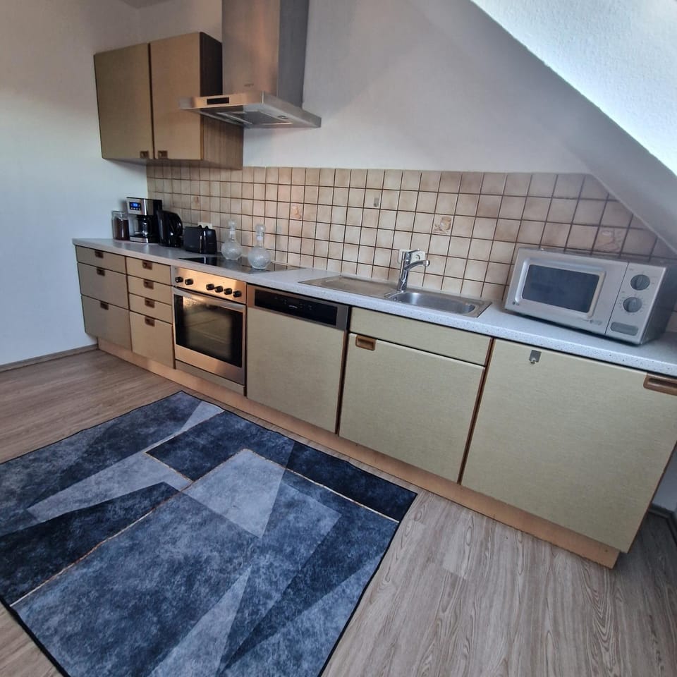 Kitchen or kitchenette, Living room