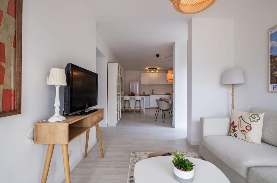 Portugal Portfolio - Seascape Apartment Unit 2 Apartment in Estoril