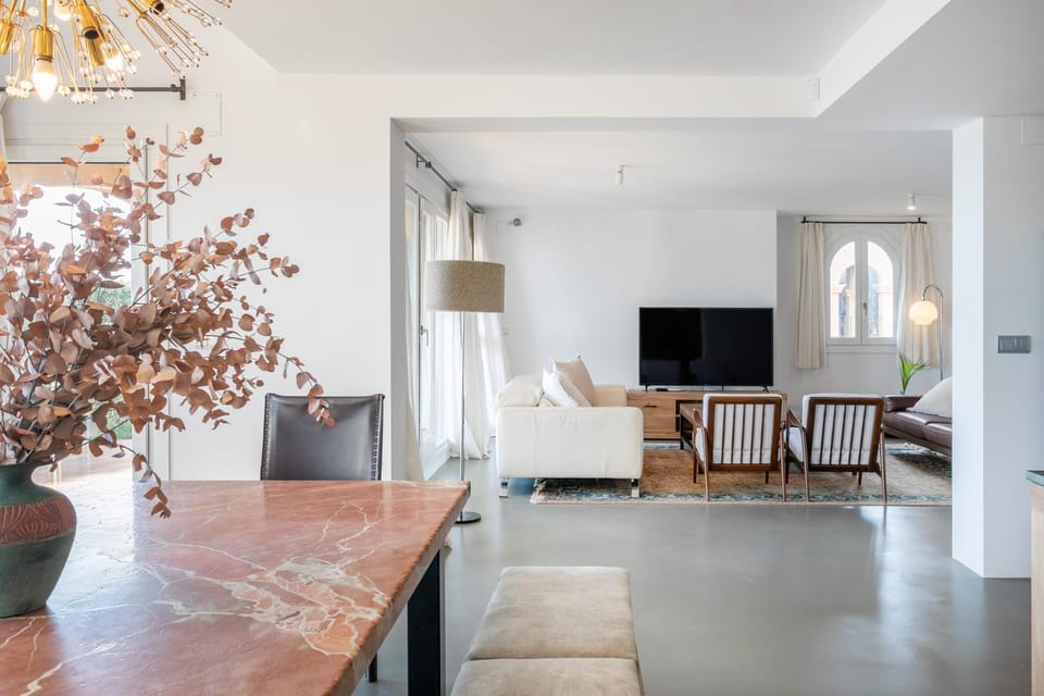 Property building, Living room