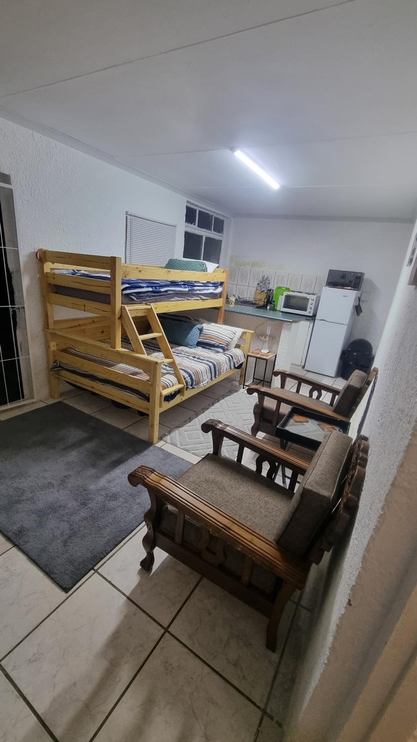 Ani-Lem Self-Catering Apartment in South Africa
