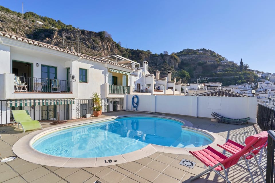 Property building, Living room, Swimming pool