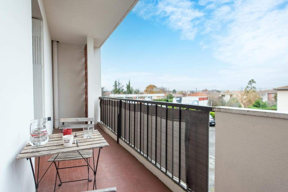View (from property/room), Balcony/Terrace, Balcony/Terrace, Dining area