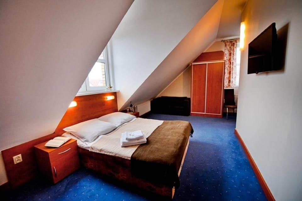 Day, Photo of the whole room