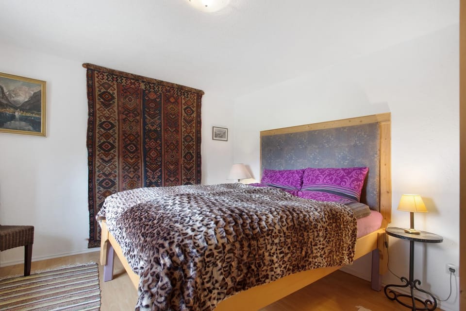 Living room, Bedroom