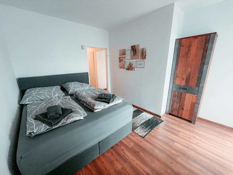 Bed, Photo of the whole room, Bedroom, towels, wardrobe