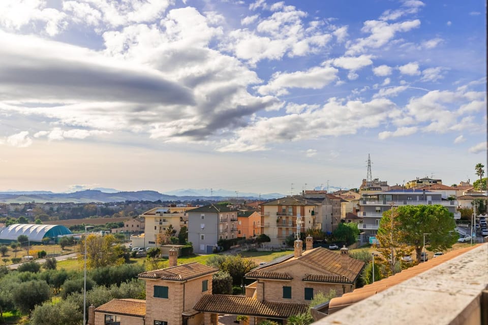 View (from property/room), Balcony/Terrace