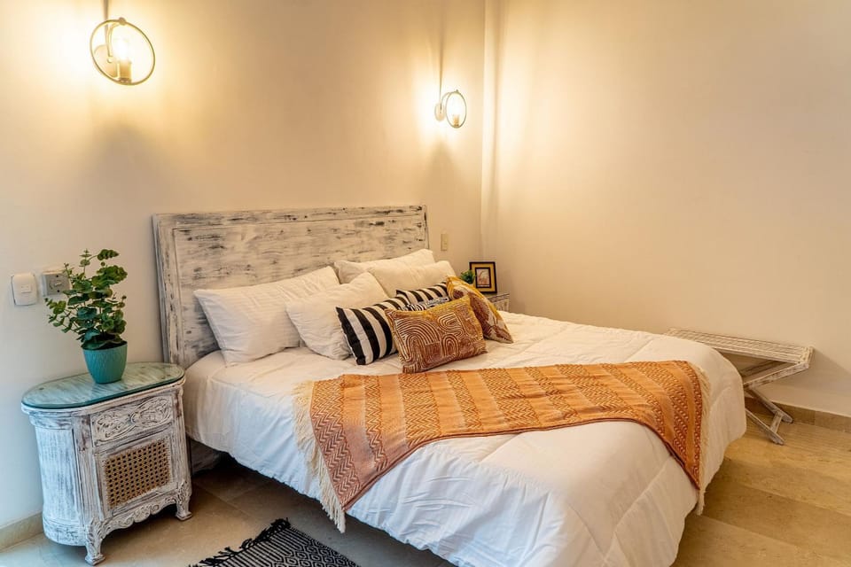 Bed, Photo of the whole room
