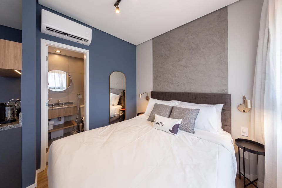 Bed, Bathroom, air conditioner