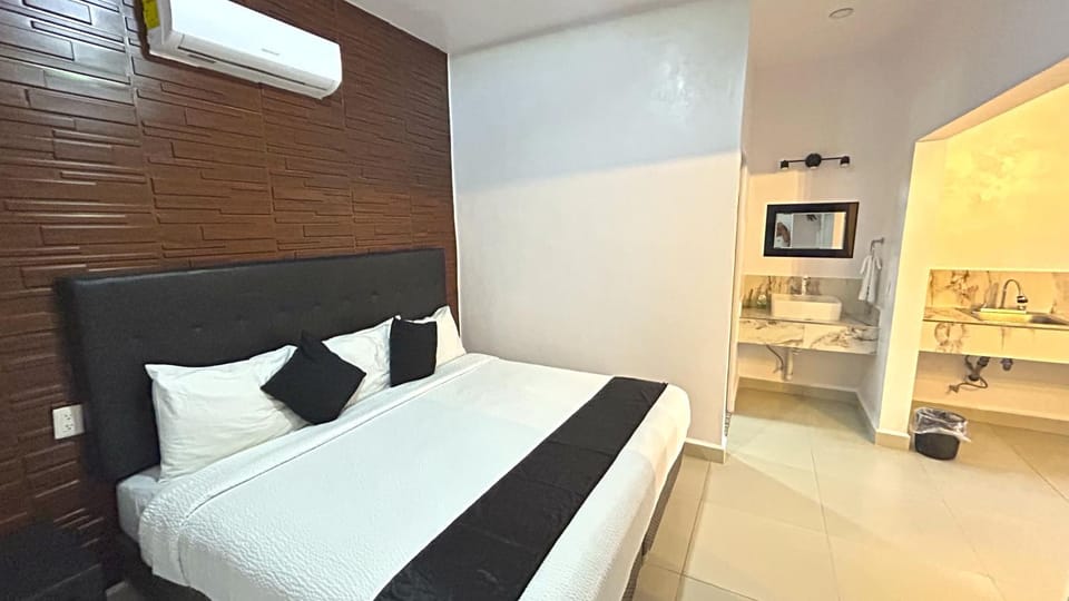 Bed, Bedroom, air conditioner