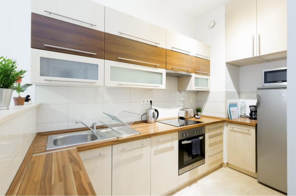 Kitchen or kitchenette, minibar, pet friendly, stove, toaster