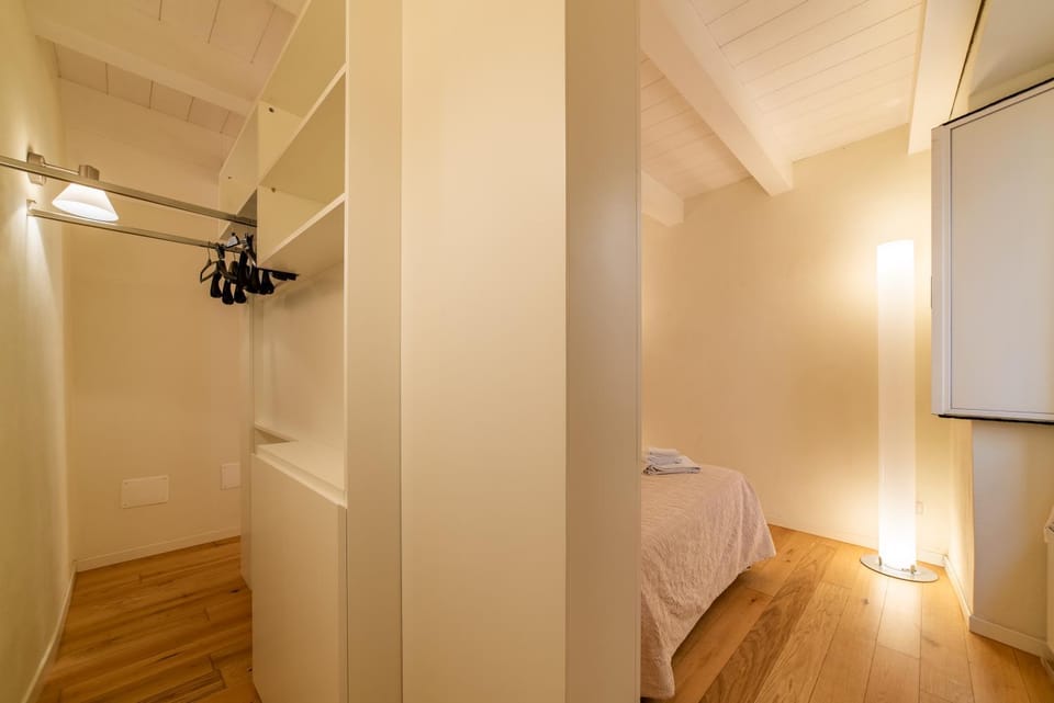 Bedroom, wardrobe