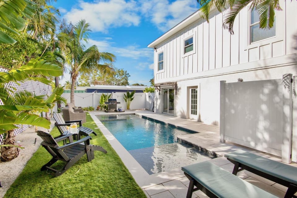 Paradise Bound House in Anna Maria Island
