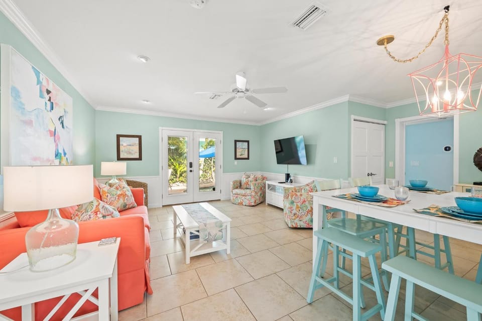 LayBy Too House in Holmes Beach