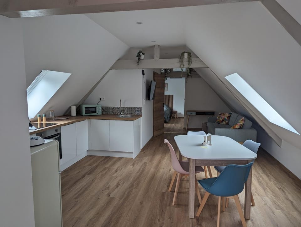 Kitchen or kitchenette, Living room, Dining area
